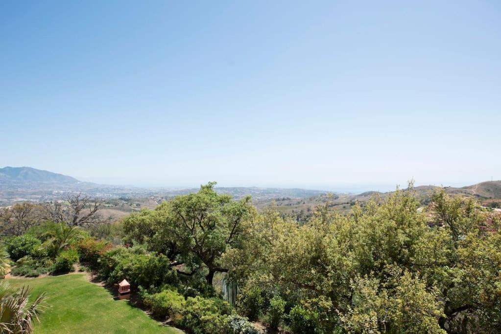 Luxury Apartment With Sea Views, Golf, Gym, Spa, 7 Pools Ojén Exterior foto
